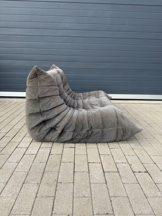 100% Authentic Ligne Roset Togo 2-seater & Corner Diagonal Striped Fabric – Modular sofas, Textile (photo 15 of 15)