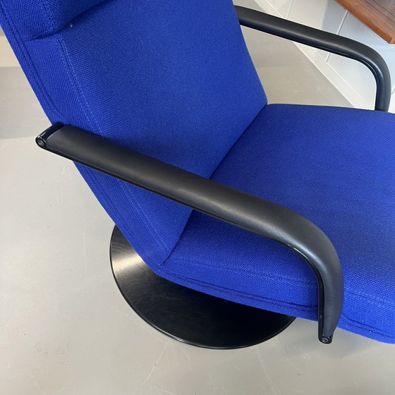 Vintage Swivel Armchair •Artifort• model F142 – Textile, Metal (photo 13 of 15)