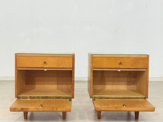 Image 1 of 2x Zeer mooie vintage nachtkastjes, bijzettafels, nachtkastjes Hellerau