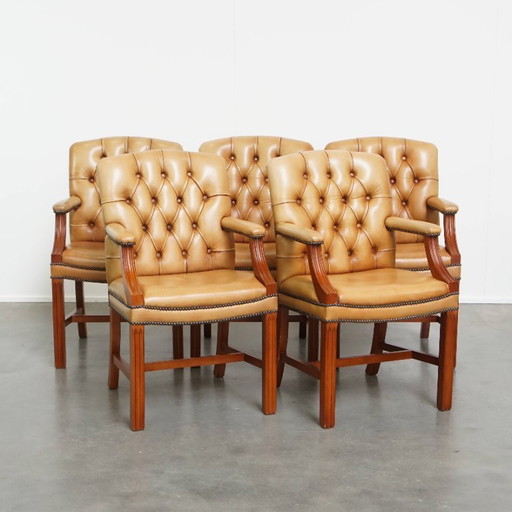 5x Beef leather chesterfield dining/meeting chair in a light cognac color