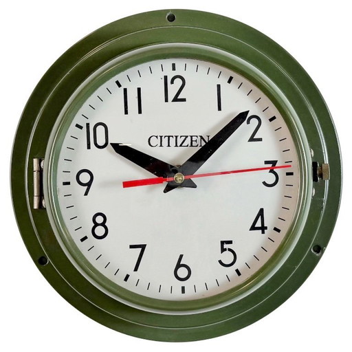 Reloj de pared Citizen vintage de color verde con diseño de barcos, década de 1980.