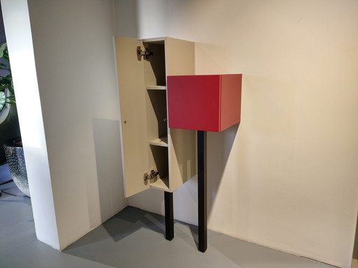 Castelijn Sticks wall cupboard