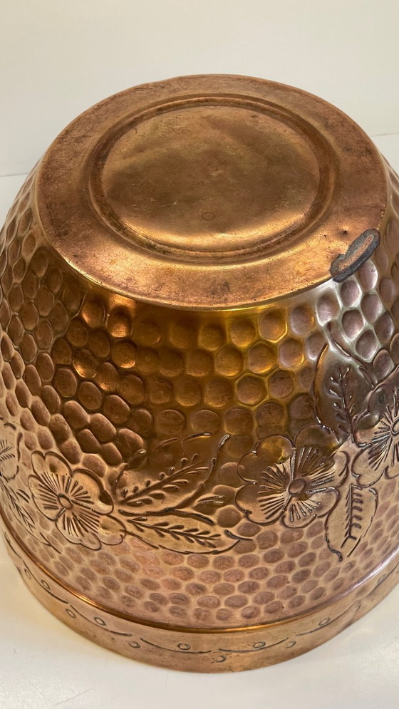 Image 1 of Großer antiker Blumentopf