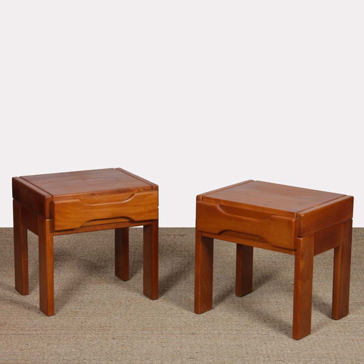 Paire de tables de chevet en orme pour Maison Regain, 1970