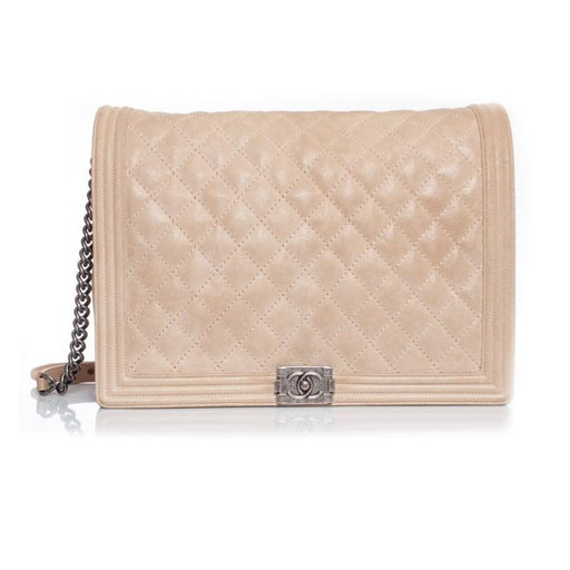Chanel, borsa Boy grande in morbida pelle beige