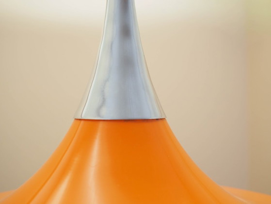 Deense hanglamp uit de jaren 60 met oranje metalen kap in Scandinavische moderne stijl. – Kroonluchters (photo 6 of 12)