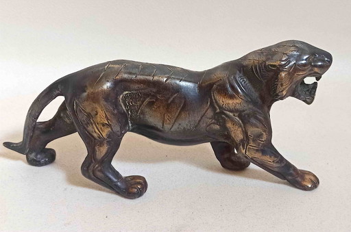 Bronze tiger paperweight 50s Width 22 cm