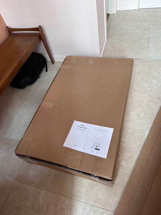 Ferm Living Hemi Lounge-Sessel (2 verfügbar) – Wood (photo 6 of 6)