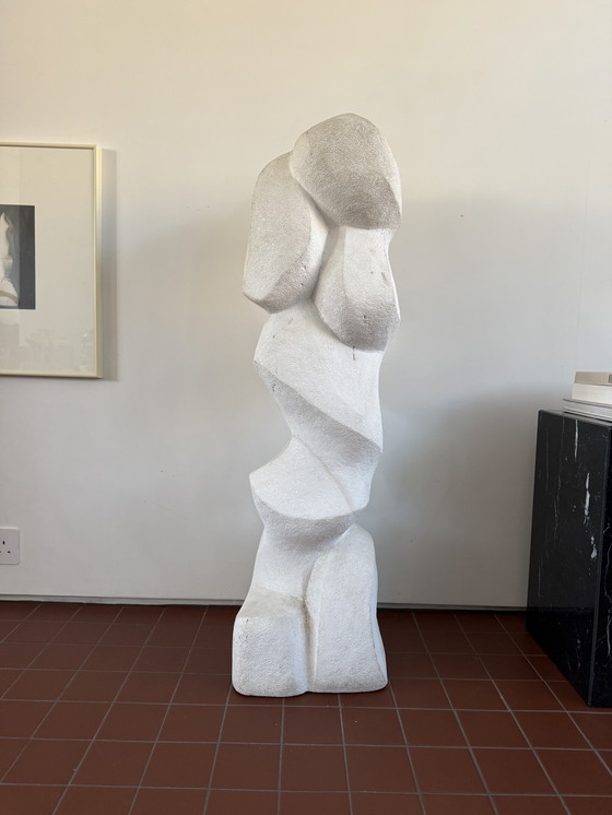 Image 1 of Stehende Granit-Stein-Skulptur