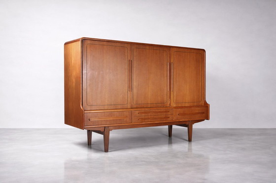Image 1 of Credenza alta vintage in teak marrone danese moderno di metà secolo, anni '50