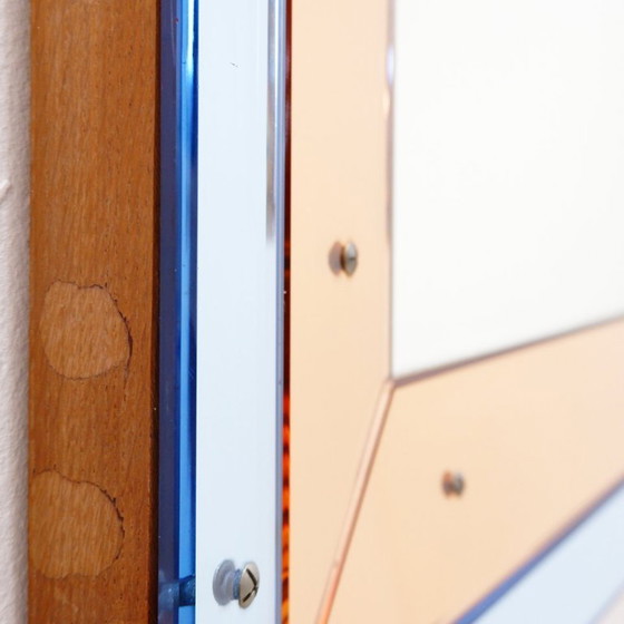 Image 1 of Facettierter Wandspiegel mit blauen und kupferfarbenen Spiegelpaneelen – Italien, 1930er Jahre