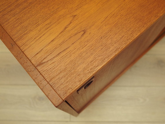 Image 1 of Teakhouten kast, Deens design, jaren 70, gemaakt in Denemarken.
