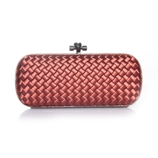 Bottega Veneta, Clutch aus Satin mit Knoten und Wasserschlange