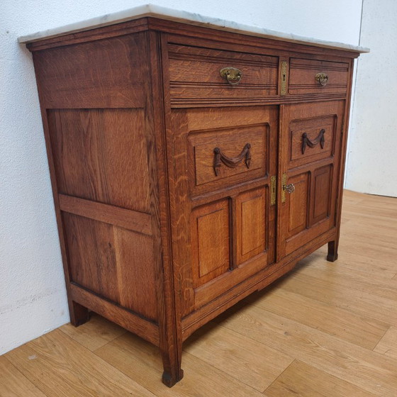 Image 1 of Buffet, commode, chiffonnier, meuble-lavabo ancien avec plateau en marbre