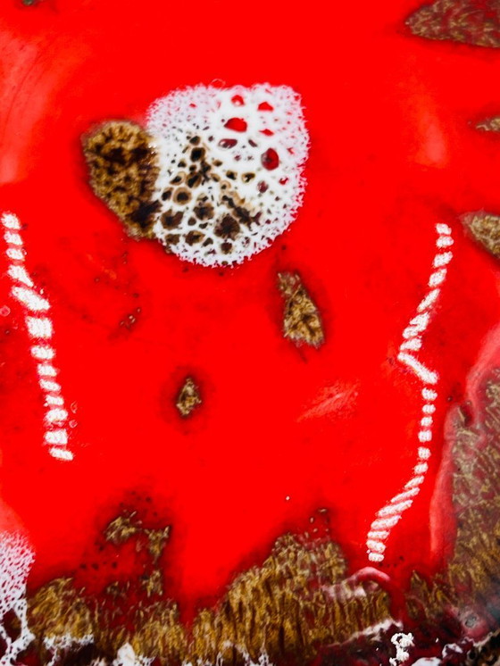 Image 1 of Plato de dulces rojos Vallauris