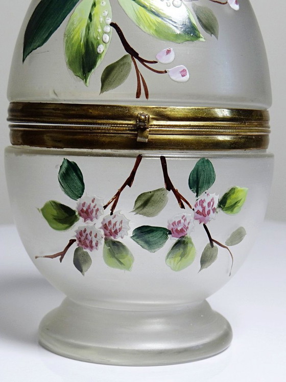 Image 1 of Boite oeuf verre givré émaillé et laiton ancien XIX-XXe