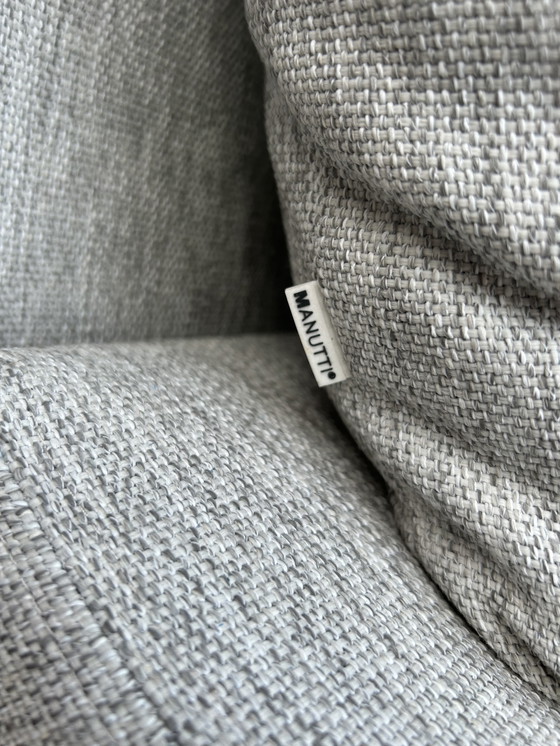 Image 1 of Muebles de jardín Manutti en muy buen estado + fundas protectoras