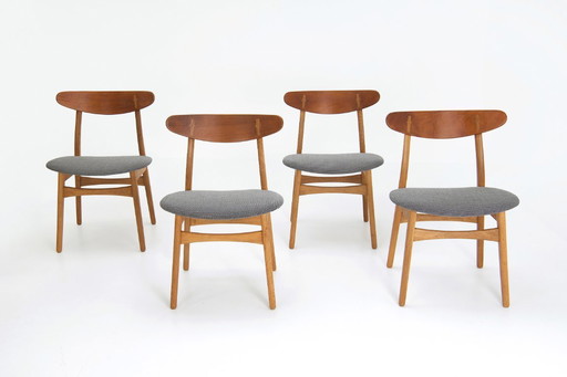Een set van 4 'CH30' eetkamerstoelen - Hans J. Wegner