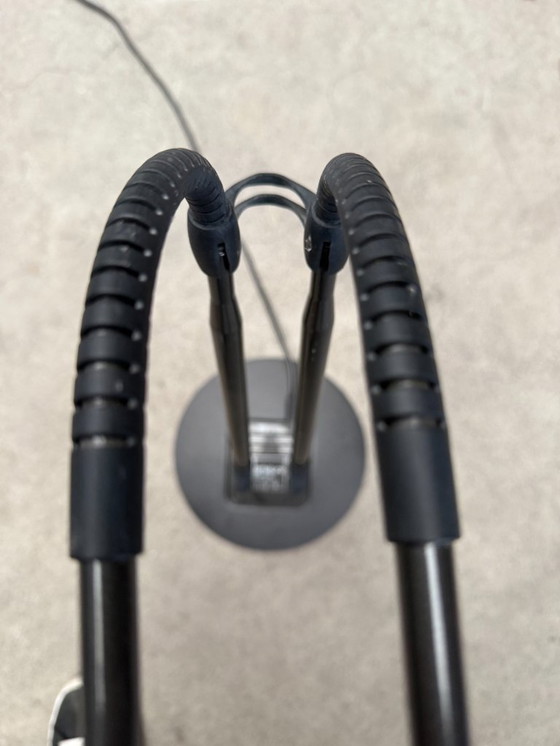 Image 1 of Lámpara de mesa Arteluce Tang de Stephan Copeland