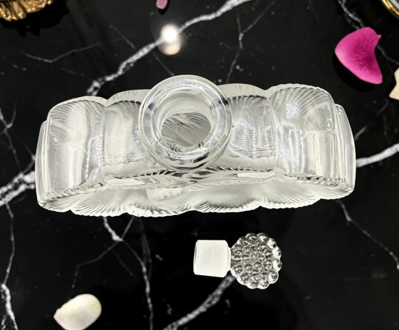 Image 1 of Lalique - Flacon de Parfum "Deux Fleurs"