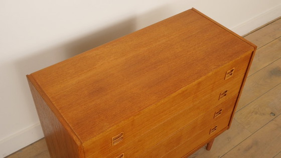 Vintage Danish chest of drawers | 4 drawers | Teak – Wood (photo 4 of 7)