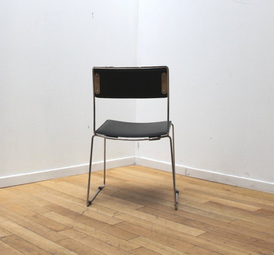 Image 1 of Suite aus 4 Design-Esszimmerstühlen