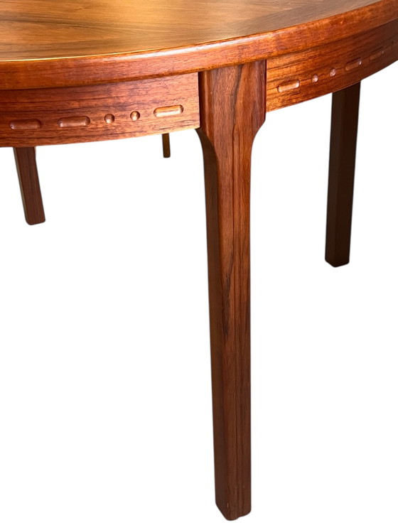 Image 1 of Dining table