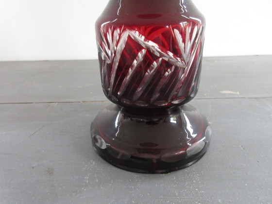 Image 1 of Jarrón antiguo de cristal rojo rubí de Bohemia