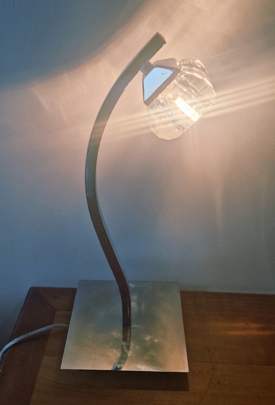 Image 1 of Moderne Designerlampe- Chrom und dickes Glas