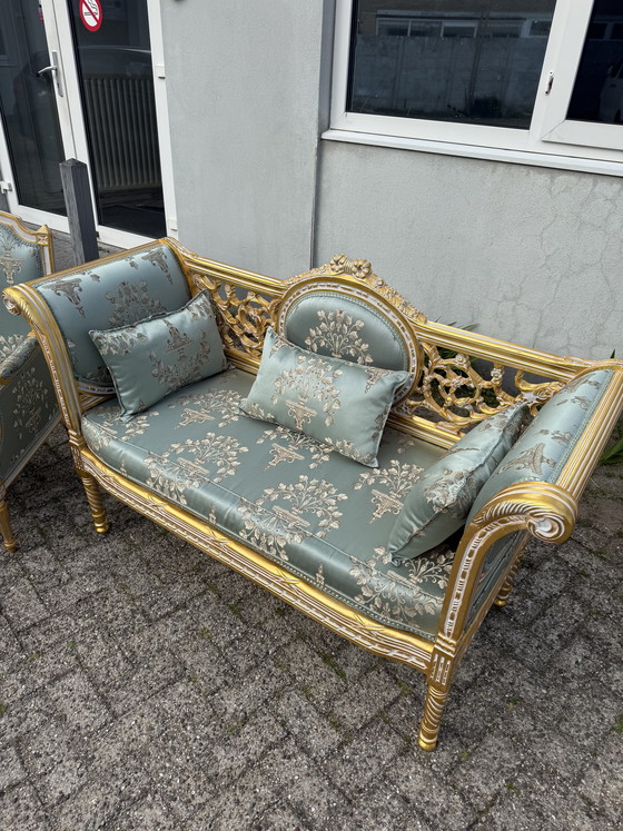 Image 1 of Conjunto barroco Luis XV de sillas/sillones y sofá.