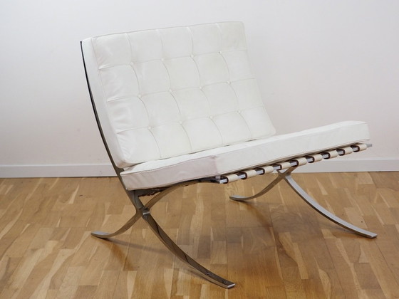 Image 1 of Sedia Knoll International Barcelona in pelle avorio, edizione limitata.