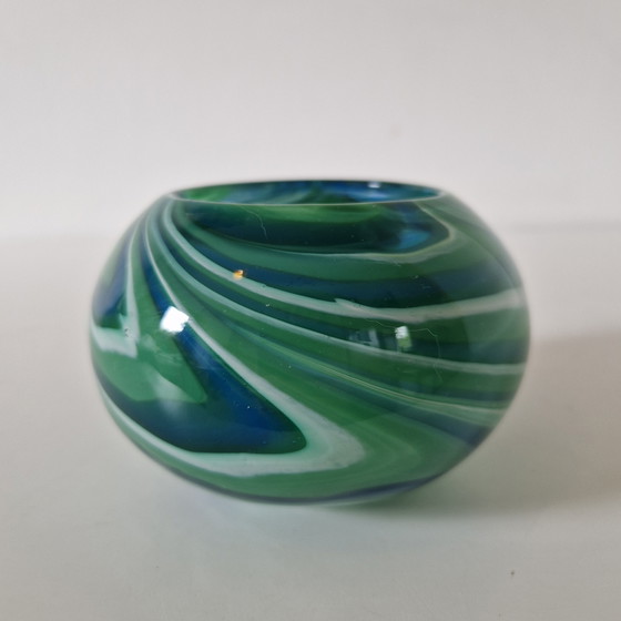 Image 1 of Jarrón de cristal con forma de bola de Mdina, años 60 y 70, con forma de espiral