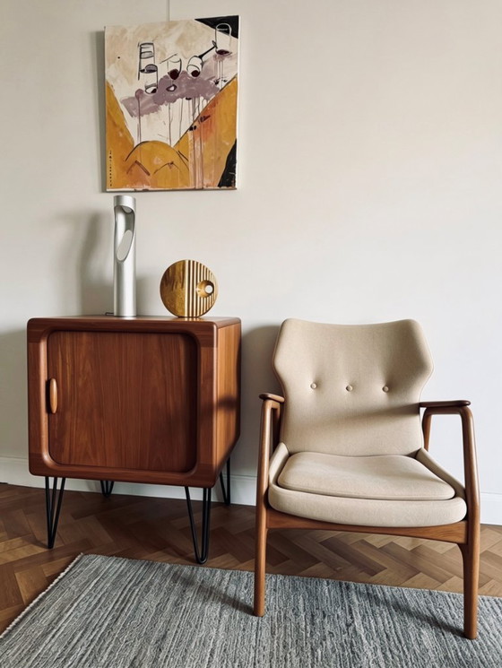 Mobile danese in teak con gambe a forcina – Dyrlund, Credenze, Wood (photo 5 of 5)