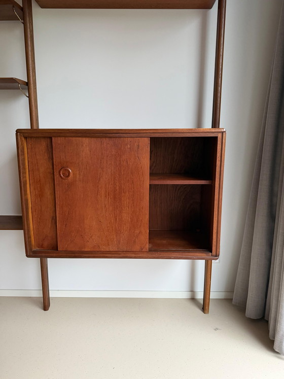 Modulaire wandunit van William Watting voor Fristho – Wandkast, Wood (photo 4 of 11)