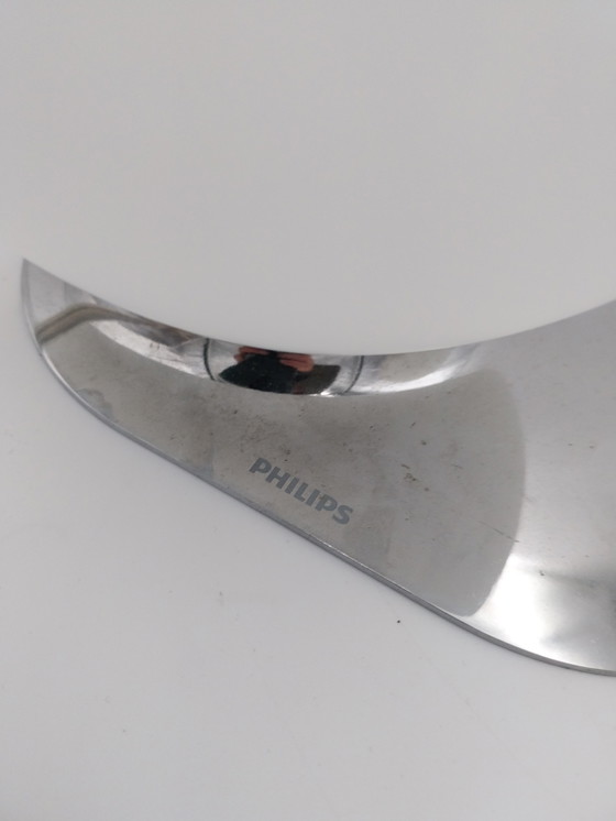 Image 1 of 1 set di 2 lampade da tavolo Philips con sfera opalina e cromo anni '90