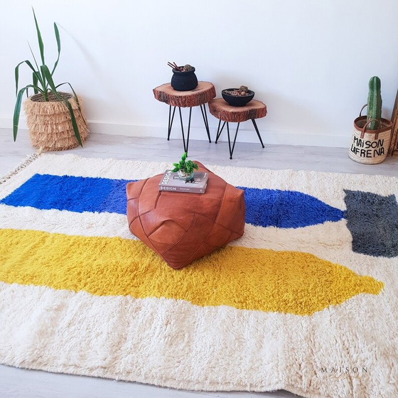 Image 1 of Handmade pure wool rug, traditional craftsmanship, size 150/250 cm