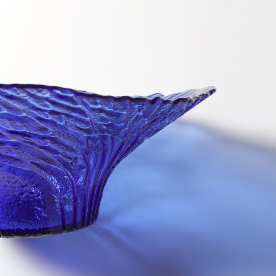 Image 1 of Kobaltblauwe glazen schaal uit het midden van de 20e eeuw: Fins 'Metsä'-ontwerp, jaren 70