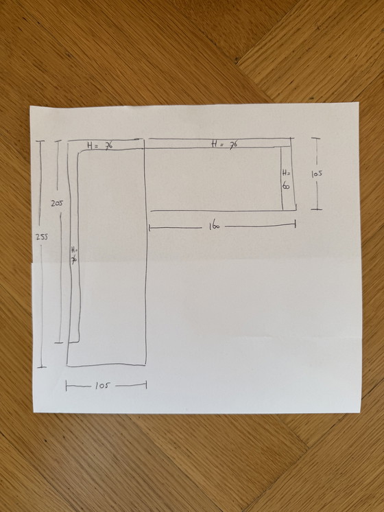 Image 1 of Minotti bank Allen