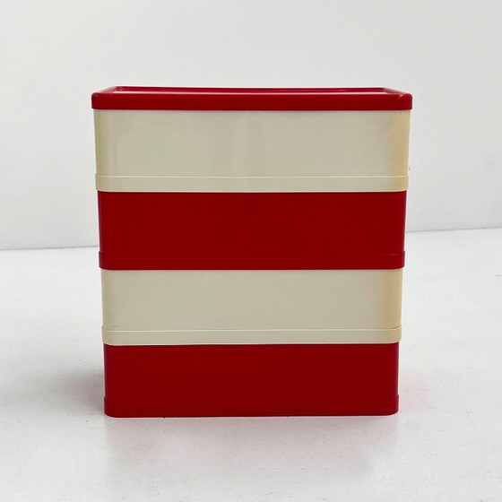 Image 1 of Cómoda roja y blanca Modelo 4964 de Olaf Von Bohr para Kartell, 1970s