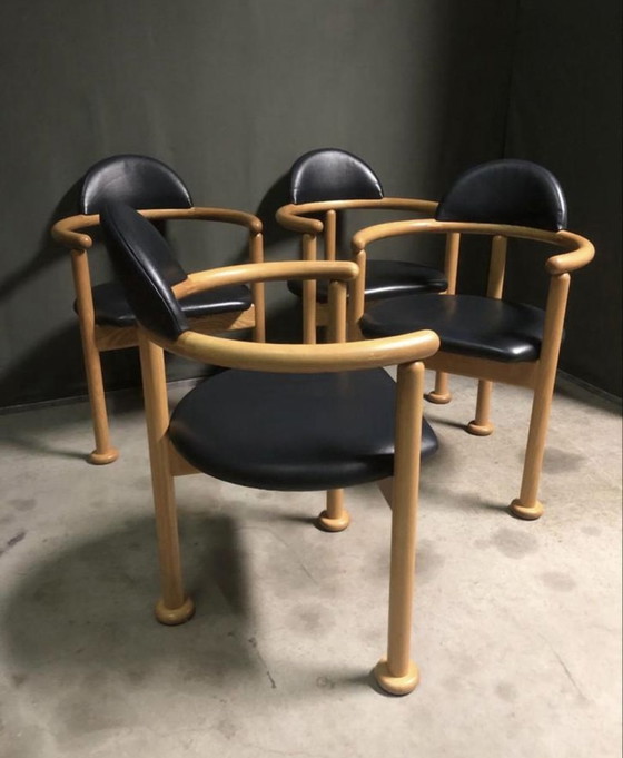 Image 1 of 4 moderne eetkamerstoelen