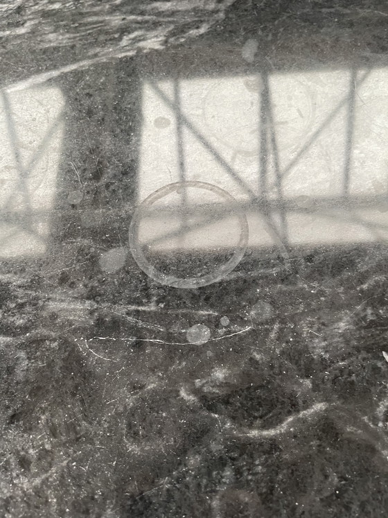 Image 1 of Zwart marmeren salontafel uit de jaren zeventig 