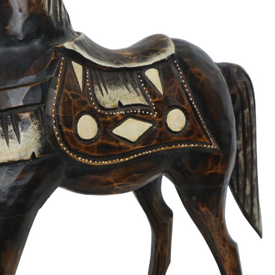 Cavallo a dondolo in legno, marrone scuro con accenti bianchi, Oggetti decorativi, Rustic (foto 4 di 10)