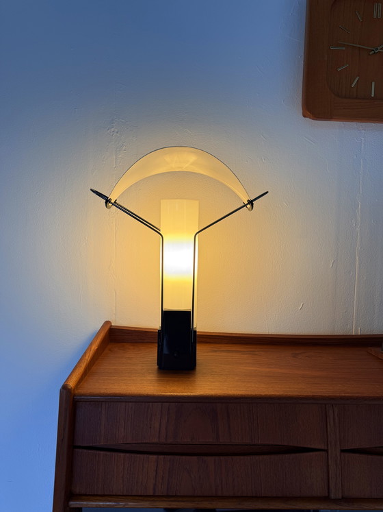 Image 1 of Lampada da tavolo vintage ‘Palio’, Arteluce Italia ‘80