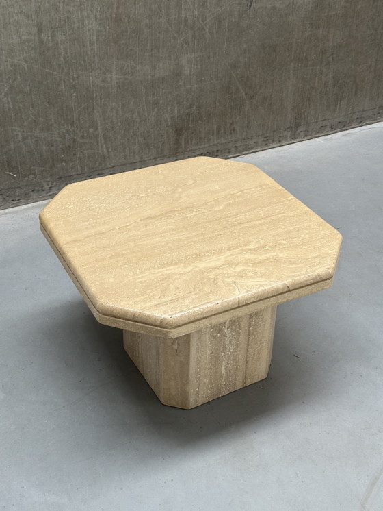 Image 1 of table d'appoint vintage en travertin