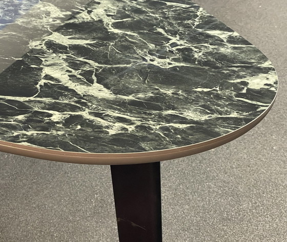Image 1 of Leolux Bondi dining table