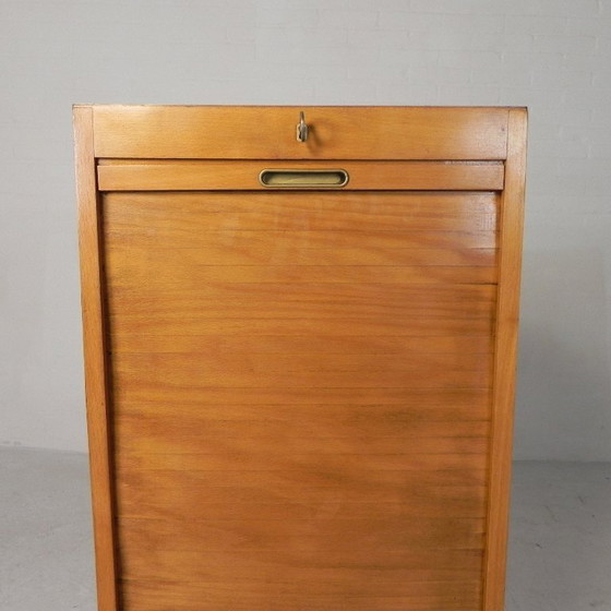 Image 1 of Armario antiguo con persiana enrollable de madera de abedul, Ekawerk Horn Lippe, Alemania, década de 1950.