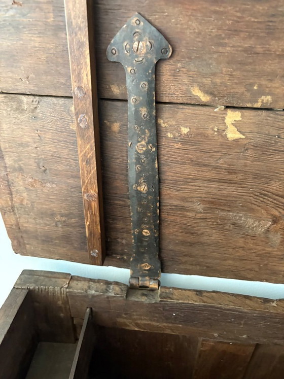 Image 1 of Cofre antiguo para mantas