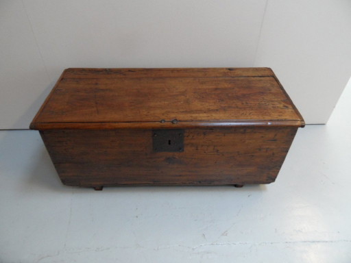 Antieke Kist – opbergkast, Wood (photo 2 of 11)