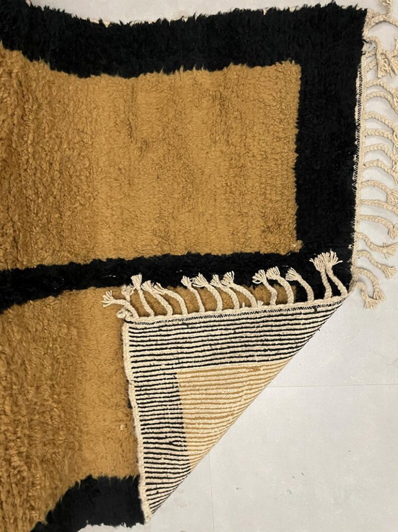 Image 1 of Handgemaakt Marokkaans tapijt 250 cm x 150 cm