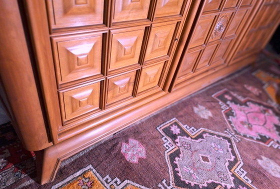 Grande Credenza Brutalista Francese con Pannelli Intagliati, Anni '40 – Credenze, Legno (photo 12 of 15)